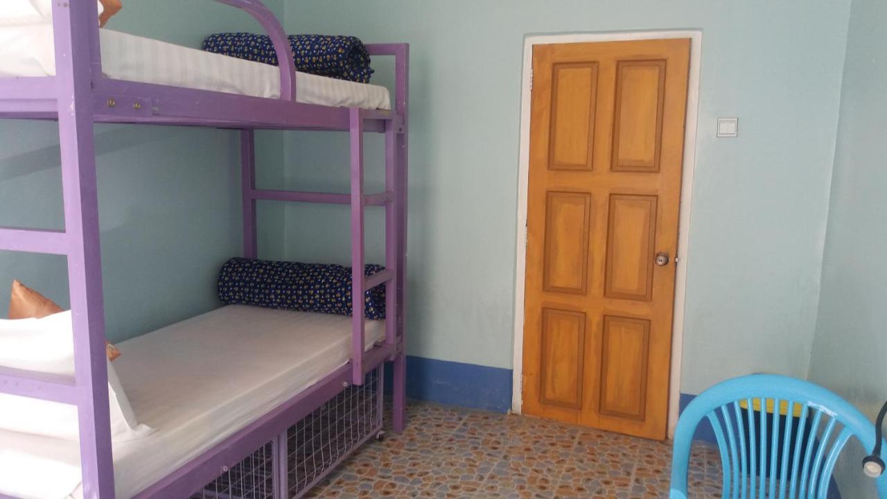 بيت شباب روما إن كالاو المظهر الخارجي الصورة